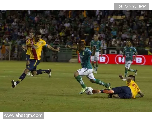 加沙与提华纳足球比赛比分揭晓精彩瞬间回顾与分析 加沙与提华纳足球比赛比分揭晓精彩瞬间回顾与分析