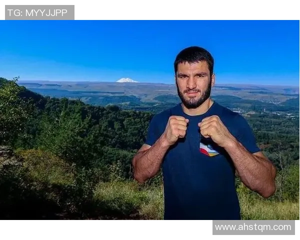 埃及魔山与东欧大炮的巅峰对决谁才是足球世界的真正霸主 埃及魔山与东欧大炮的巅峰对决谁才是足球世界的真正霸主