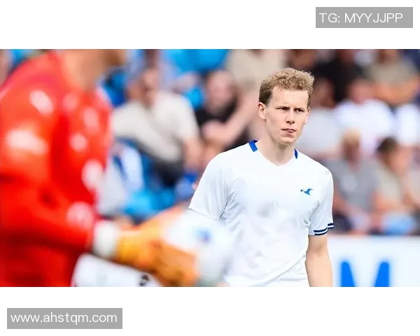 海于松与萨堡的精彩对决揭示了足球战术与团队协作的完美结合 海于松与萨堡的精彩对决揭示了足球战术与团队协作的完美结合